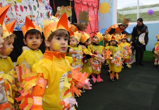 A Festa de Disfraces dos meniños da gardería abre as celebracións do Entroido en Brión